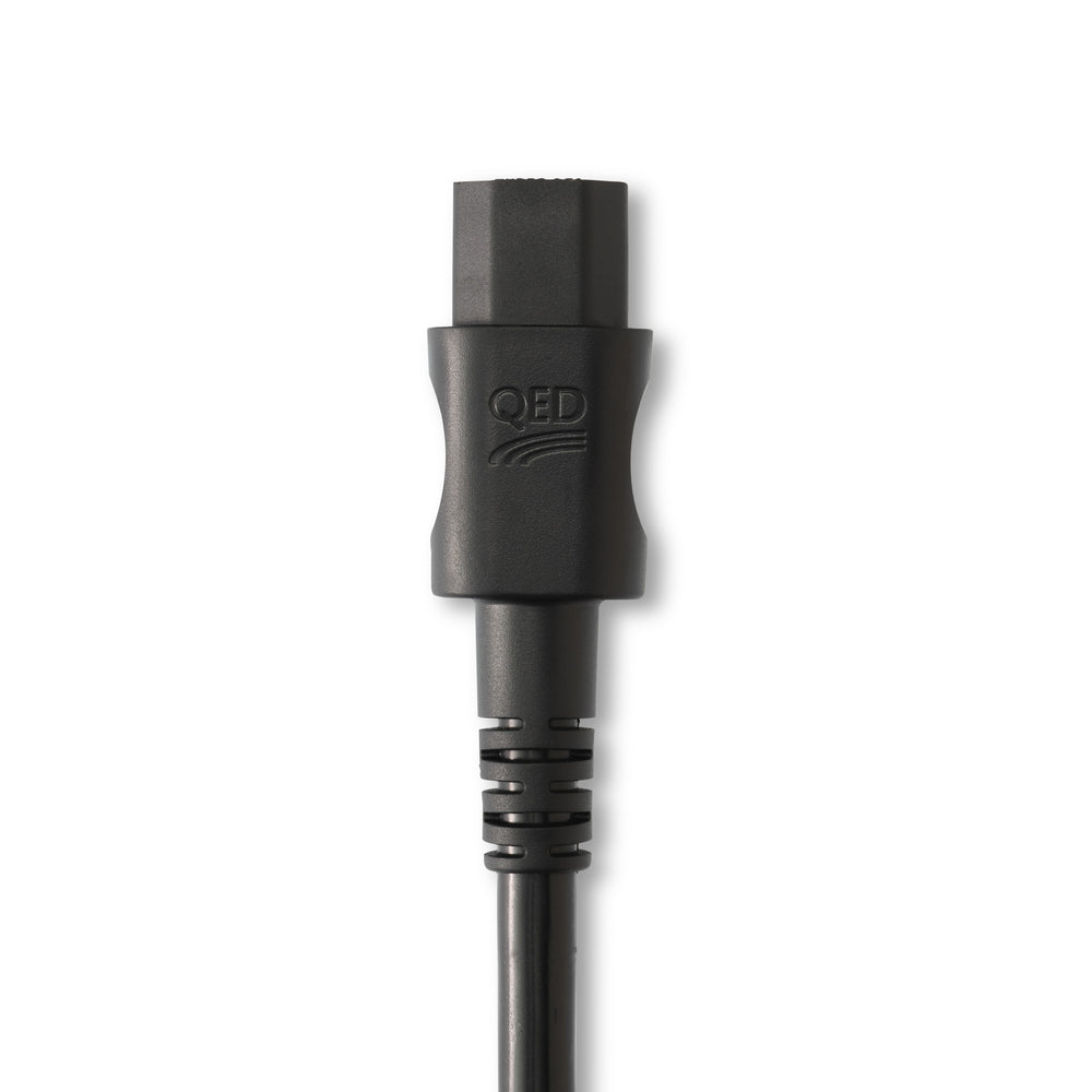 QED XT3 Mains Power Cable 2m
